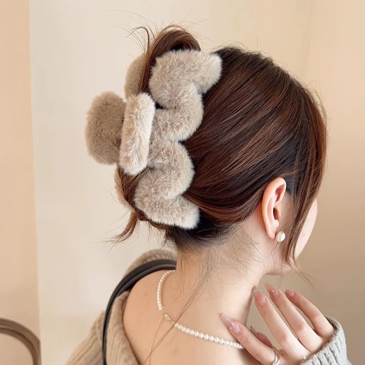 Cute Furry Claw Clips for Curly Hair Elegant Fluffy Plush Faux Fur Large Hair Clip For Thin Long Hair Non-Slip for Women and Girls