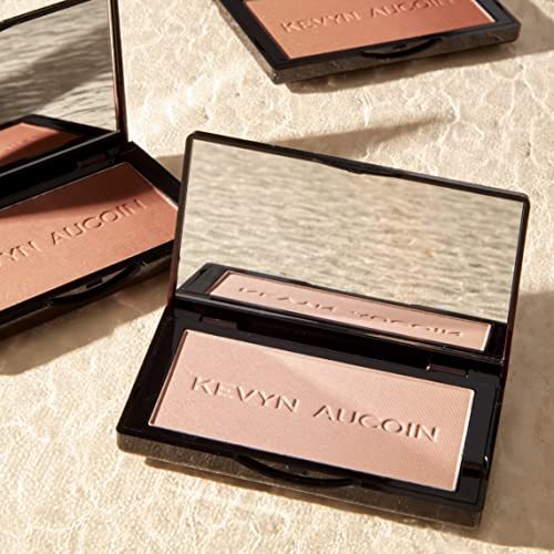 Kevyn Aucoin The Neo-Bronzer, 3 in 1 makeup palette ? Highlighter, blush & bronzer in one smooth gradient makeup compact. Shimmer & matte in light, medium & deep. Sun-kissed to bronzed.
