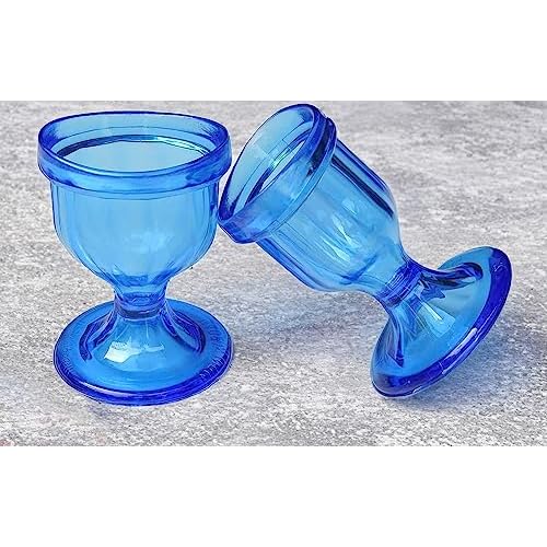 BlueCOLOR Eye Wash Cups with Storage Container- Eye Cups for Eye wash Shaped Rim for Eye Rinse, Cleansing, Remove Dust, Makeup & Irritants- Eye wash kit Set of 2 Eye Cup