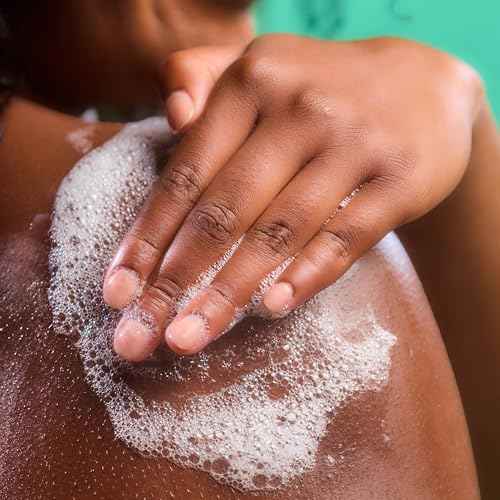 Tree Hut Merry Mint Foaming Gel Wash, Moisturizing & Hydrating Body Wash with Shea Butter, Gently Cleanses for Soft, Fresh & Radiant Skin, Holiday Gift & Stocking Stuffer, 18 fl oz