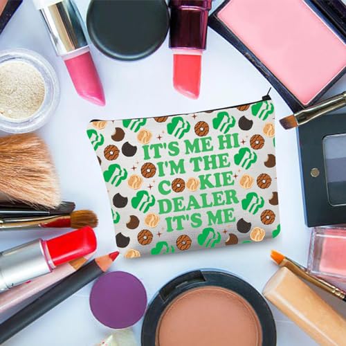 BDPWSS Scout Cookie Gifts Scout Troop Gift Scouts Mom Gift It's Me Hi I'm The Cookie Dealer Makeup Bag Scoutmaster Gift (Cookie Dealer)