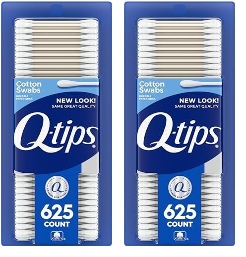 Q-tips Cotton Swabs For Hygiene and Beauty Care Original Cotton Swab Made With 100% Cotton 625 Count, WHITE (Pack of 2)