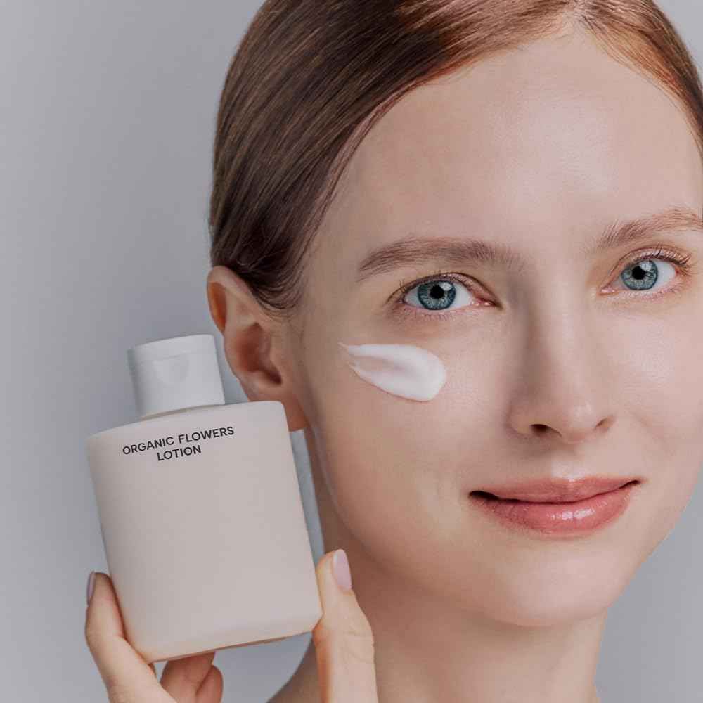 Whamisa Organic Flowers Water Cream, 95.2% Organic, Waterless Formula, Fermented Postbiotic for Deep Hydration & Soothing, Moisturizing (50ml)