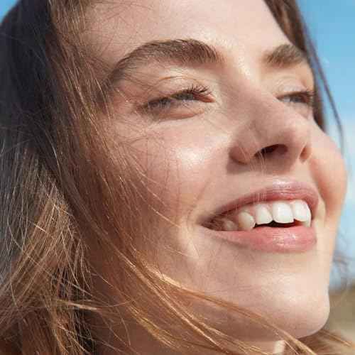 Yves Rocher Pure Algue Comfort Makeup Remover Milk for Sensitive Face & Eyes ? Gentle Cleanser with Organic Algae & Chamomile ? Hydrating Soothing Skincare 200 ml/6.7 fl.oz.