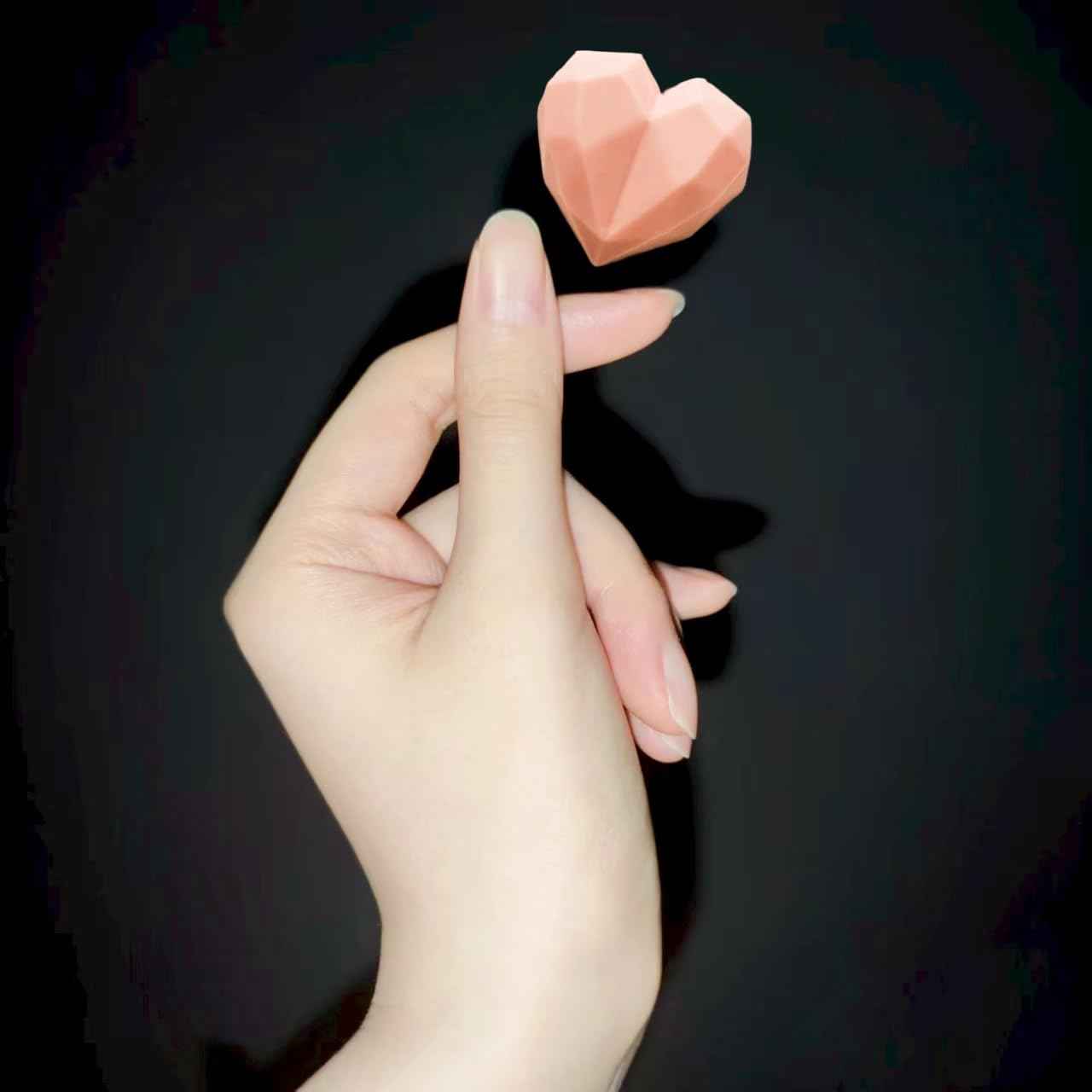 Chulan Hard Wax Beads, 1000g Heart Unscented Waxing Bead for Sensitive Skin, Hypoallergenic Wax Beans for Coarse Hair Removal, Body, Brazilian Waxing, Facial, Bikini, Legs, Armpits Women Home Pink