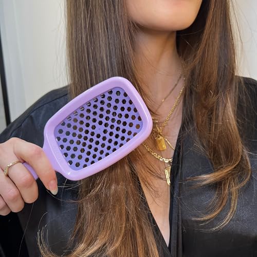 FHI Heat UNbrush Detangling Brush for Pain-Free Brushing on All Wet or Dry Hair Types — Durable DuoFlex Anti-Static Bristles, Lightweight Handle, Vented Hair Brush, Lilac Light Purple