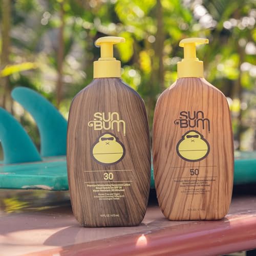 Sun Bum Original SPF 30 Sunscreen Body Lotion - Broad Spectrum Moisturizing Sunscreen with Vitamin E - Hawaii 104 Act Compliant (Made Without Octinoxate & Oxybenzone) - 16 oz (Pack of 2)
