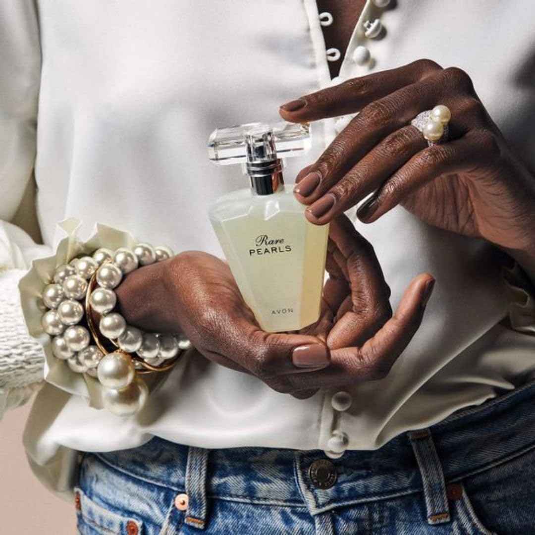 AVON Rare Pearls Eau De Parfum Spray for Women, 1.7 fl oz, Elegant Soft Floral Fragrance with Magnolia, White Pepper and Rosewood, Long Lasting and Timeless Scent