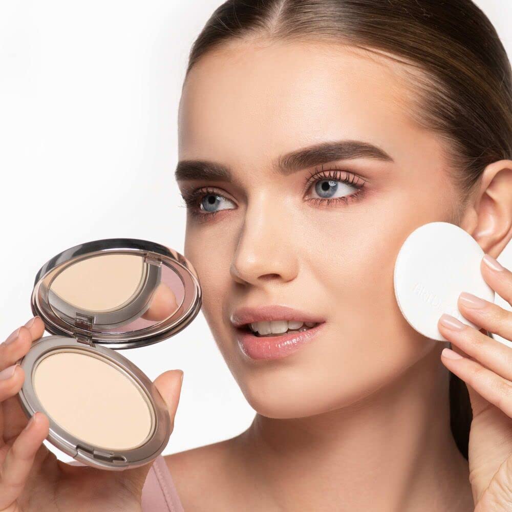 ARTDECO Hydra Mineral Compact Foundation Refill - light beige N°60 - refillable system for Hydra Mineral Compact Foundation - good coverage without mask-like effect - makeup - powder - 0.35 Oz