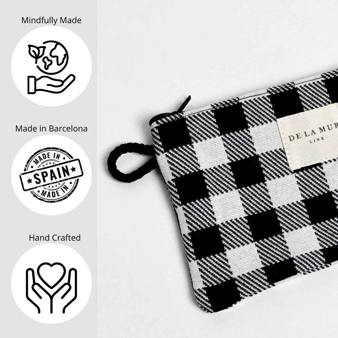 DE LA MUR LINE Medium Black & White Checkered Travel Size Toiletries Cosmetic Bag – Travel Makeup Organizer, Toiletry Bag, & Coin Purse for Women, Perfect Gifts for Travel, Made in Barcelona, Spain