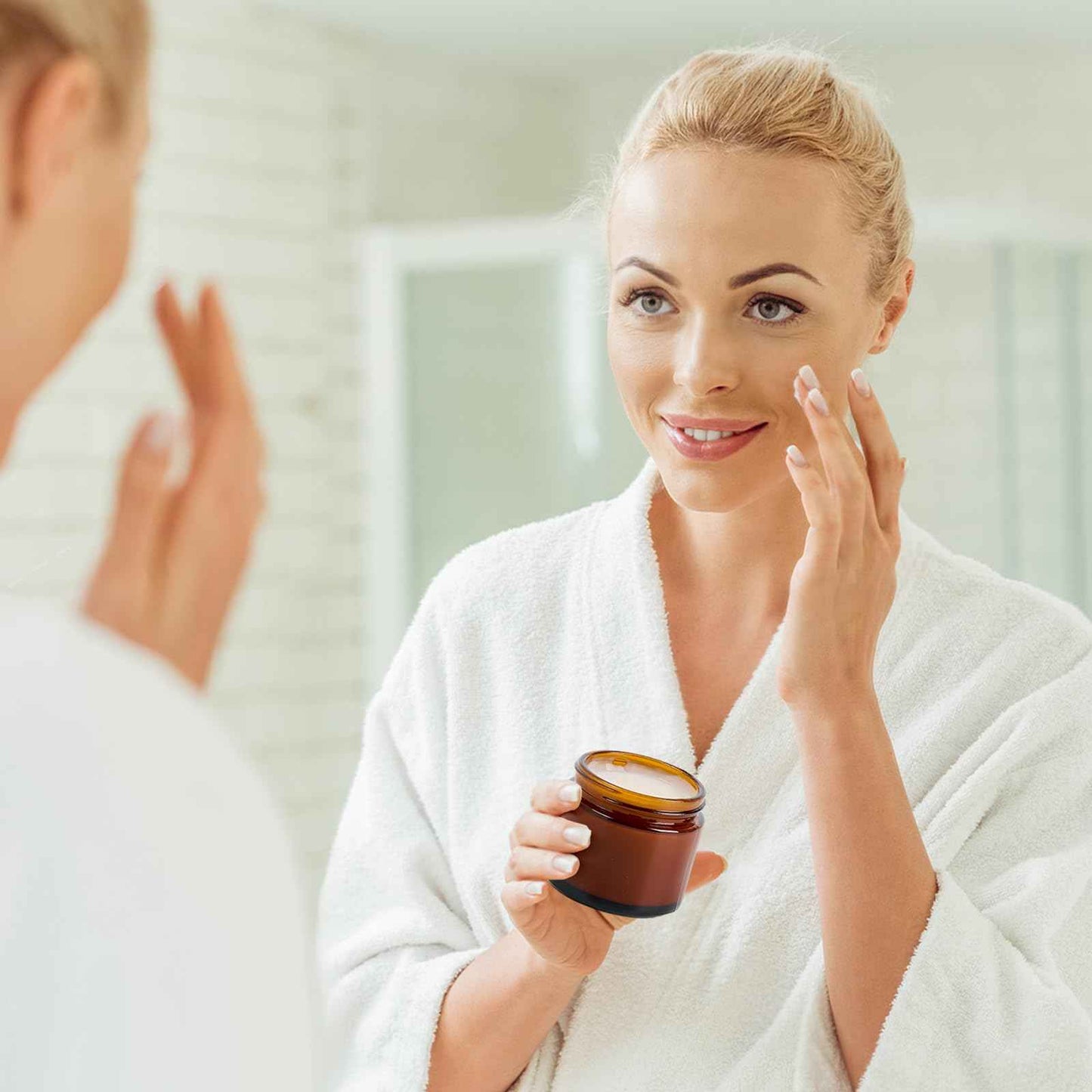 Qeirudu 2 Oz Small Amber Glass Jars with Black Lids, 24 Pack Airtight Cosmetic Jars with Inner Liners Round Empty Sample Containers for Lotions, Creams, Candles, Body Butters, Essential oil