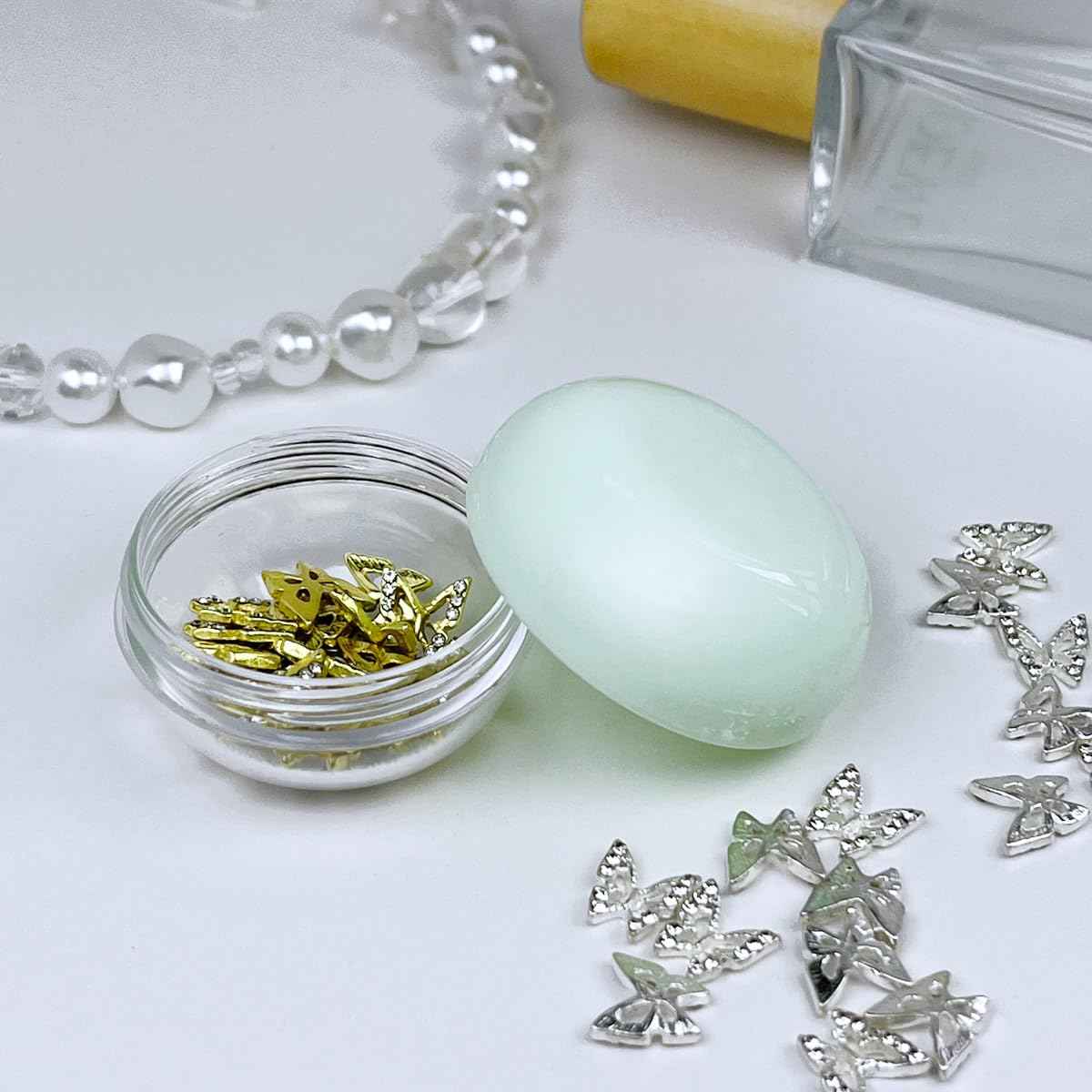 5 Pcs 10ml Small Travel Containers - Convenient Travel Jars for Creams, Travel Lotion Container, Travel Makeup Containers Essential Compact Size for Traveling