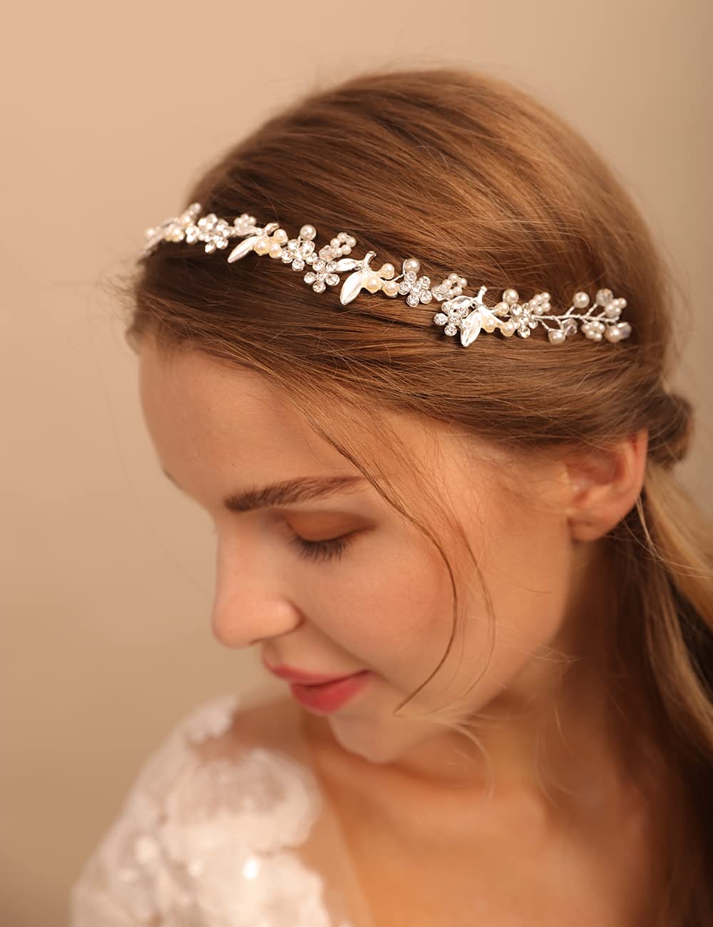 Jumwrit Flower Leaf Bridal Hairband Rhinestone Crystal Wedding Hairpiece for Women Girls Dainty Pearl Bridal Hair Accessories for Bride Bridesmaid