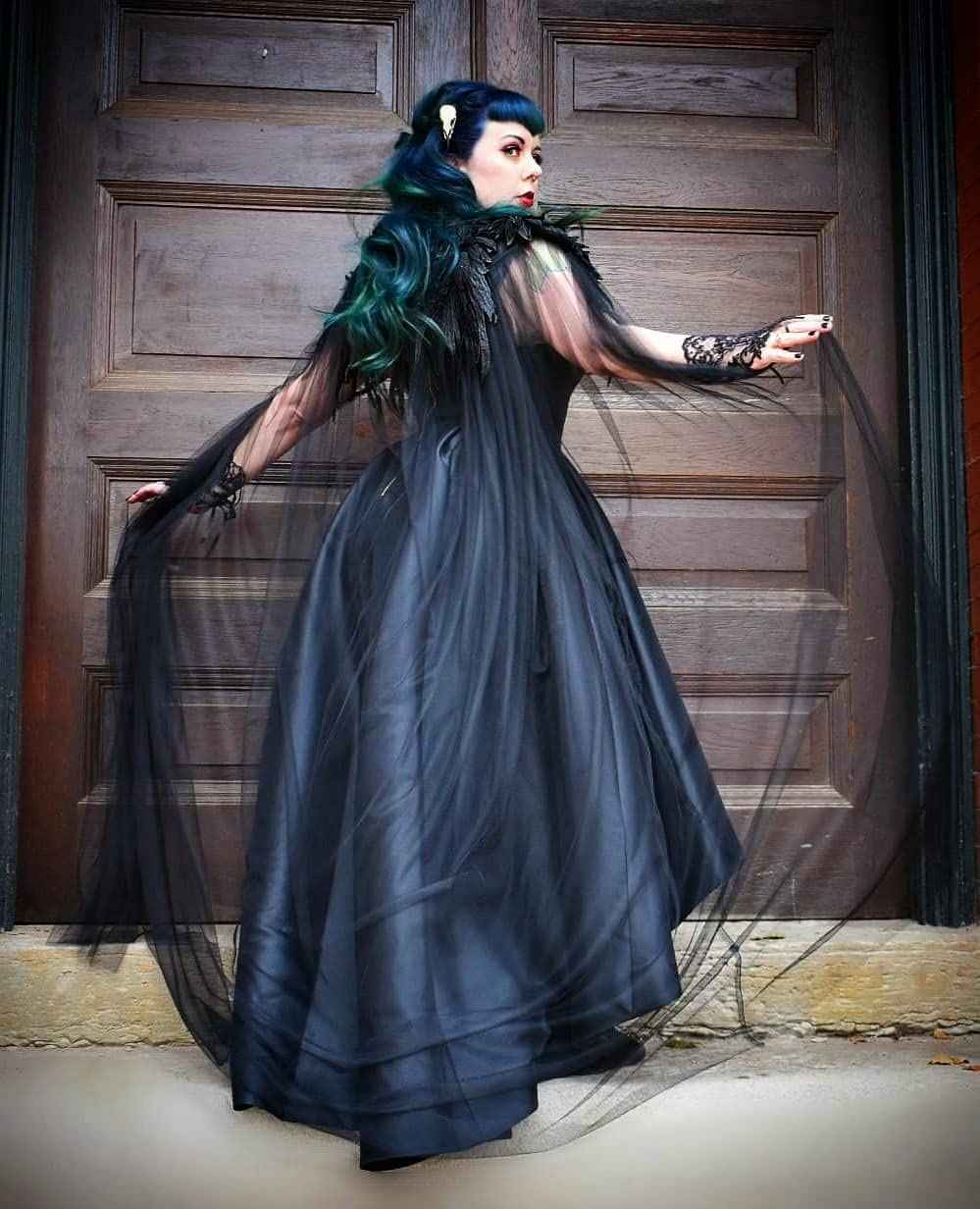 Raven Skull Hair Clip Gothic Headpiece, Goth Witchy Viking Wedding Hair Accessory for Brides, Bridal Barrette