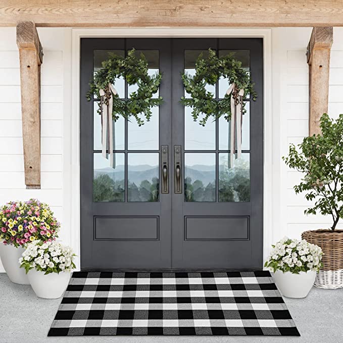 LILI REY Black and White Checkered Rug - Premium 3' x 5' Buffalo Plaid Outdoor Rug - Front Porch Cotton Rug Entryway Patio - Buffalo Check Rug - Plaid Door Mat - Farmhouse Decor Washable