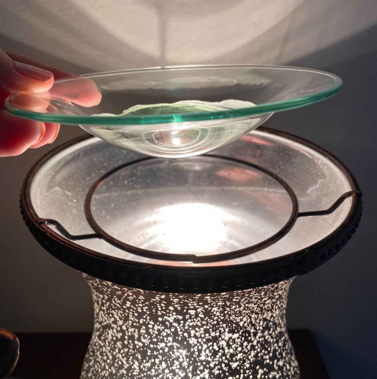 VGEUNA 4 Pieces Replacement Glass for Wax Warmer Wax Melt Dish Fits Most Wax Warmers Durable Glass Dish for Wax Melter