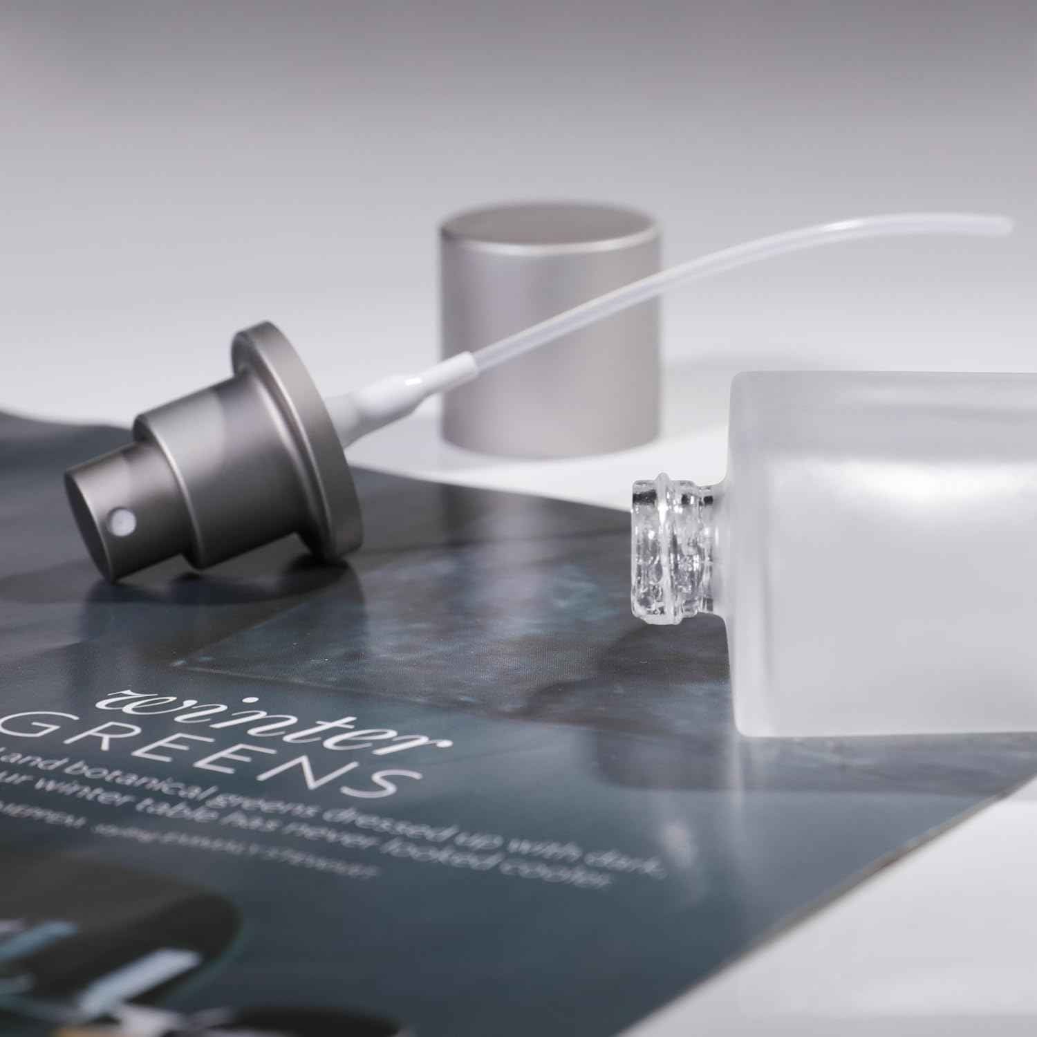 Yerpkefey 100ml/3.4 Oz Frosted Glass Spray Bottle Perfume Atomizer,Refillable Perfume Spray Bottle Perfume Bottles Empty with 3 Kinds of Perfume Dispenser (Frosted Glass 100ml)