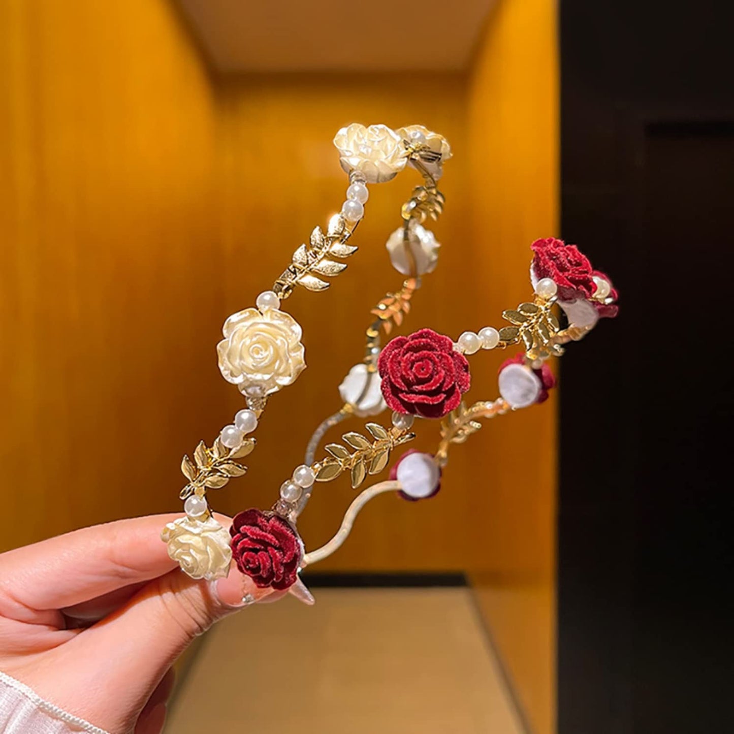 Valentine Headband Hair Clips Flower Hair Accessories Metal Gold White Rose Exquisite Floral Rose Design Elegant Hair Hoop Hairbands Hair Band Ornaments Hairpin for Women Girls for Wedding 1Pcs