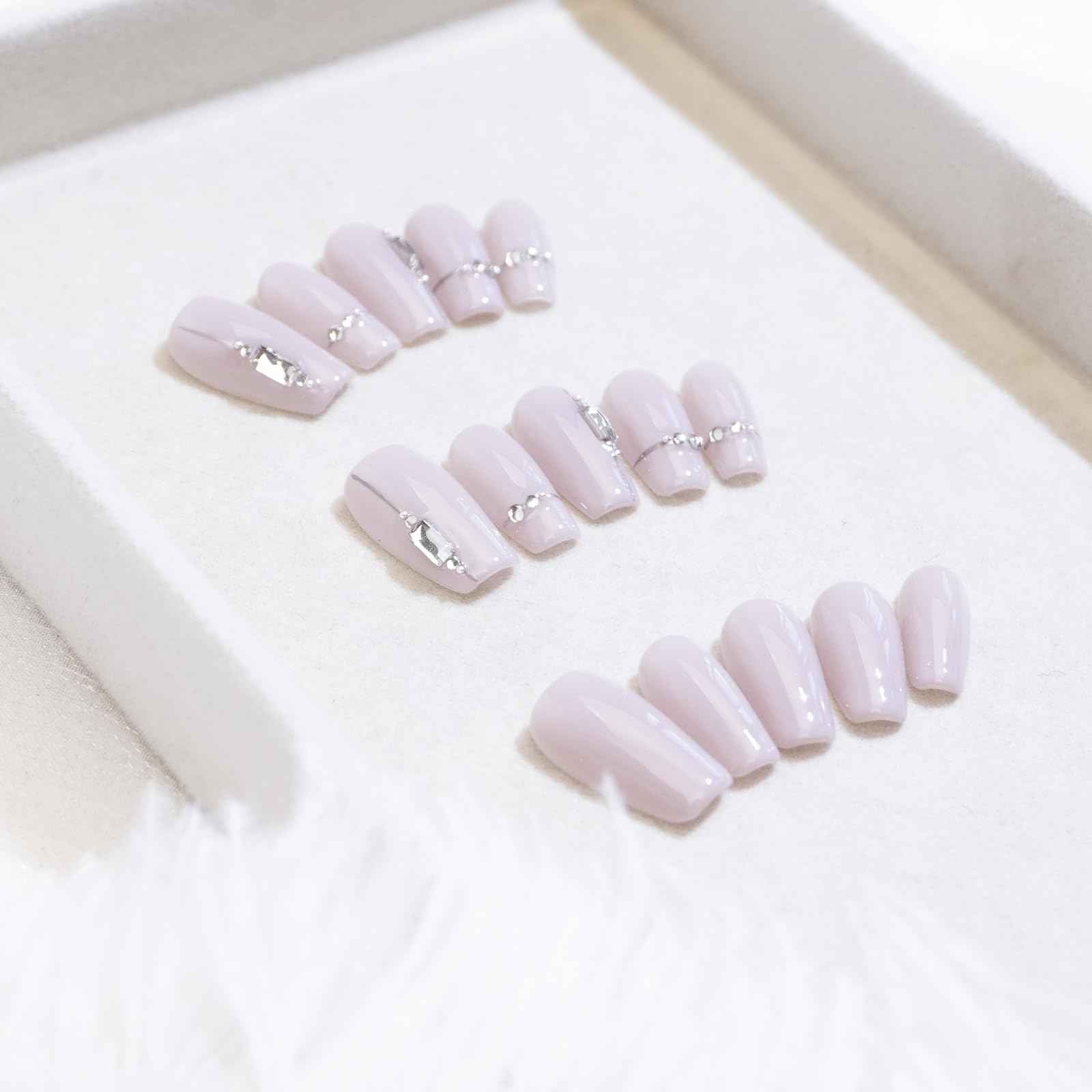 Light Rain Medium Size Hand-made Press on Nails, 3D Gel UV Finished False nails with Design by Professional Manicurist