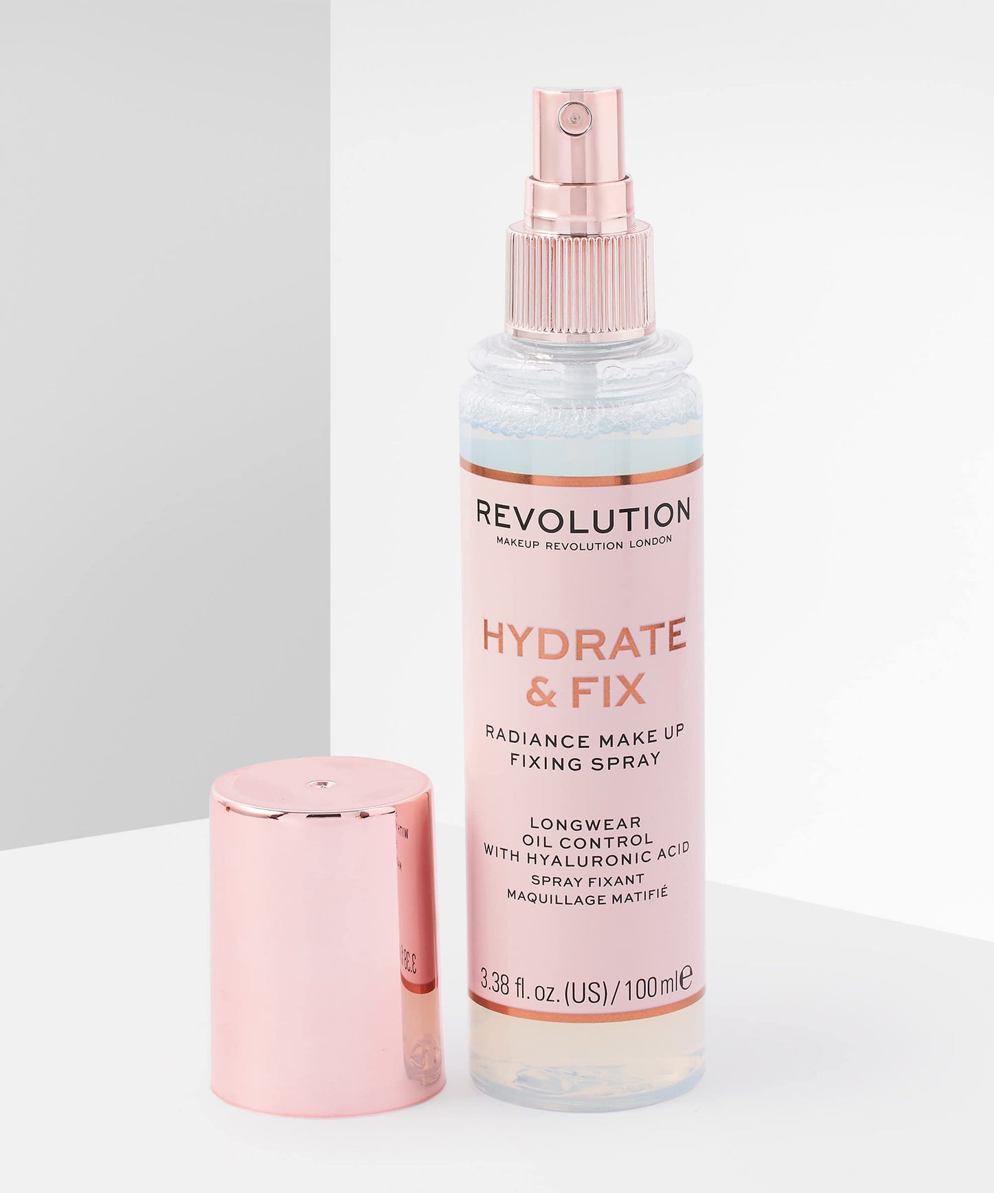 Makeup Revolution Hydrate & Fix Fixing Spray, Infused with Hyaluronic Acid, Matte Finish, Vegan & Cruelty-Free, 3.38 Fl Oz