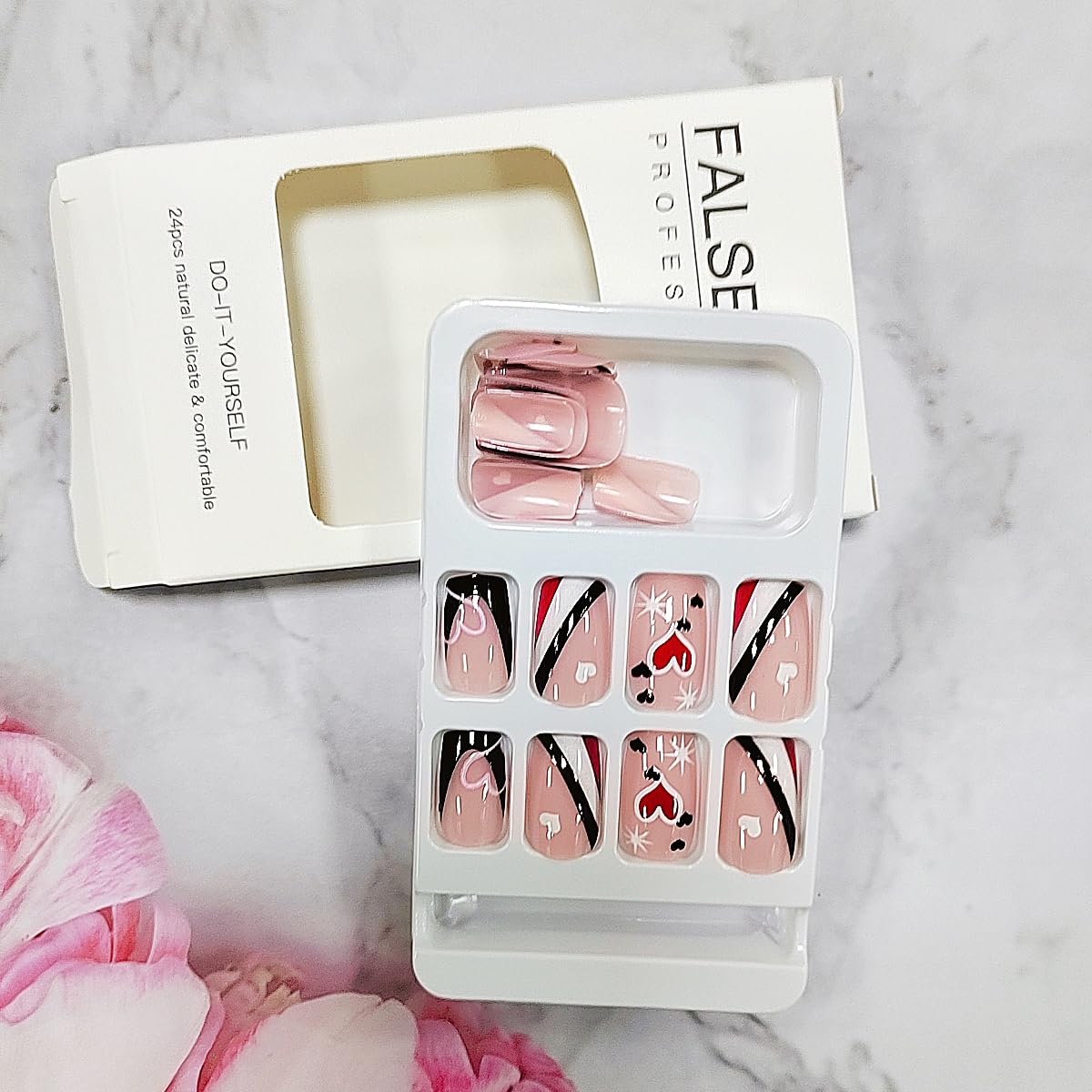 24 Pcs Valentines Press on Nails Medium Square - WLGDLH Fake Nails Press ons Cute Heart False Nails Full Cover Nail Tips with Striped Stars Glossy Design Acrylic Nail Kit Art for Women Manicure