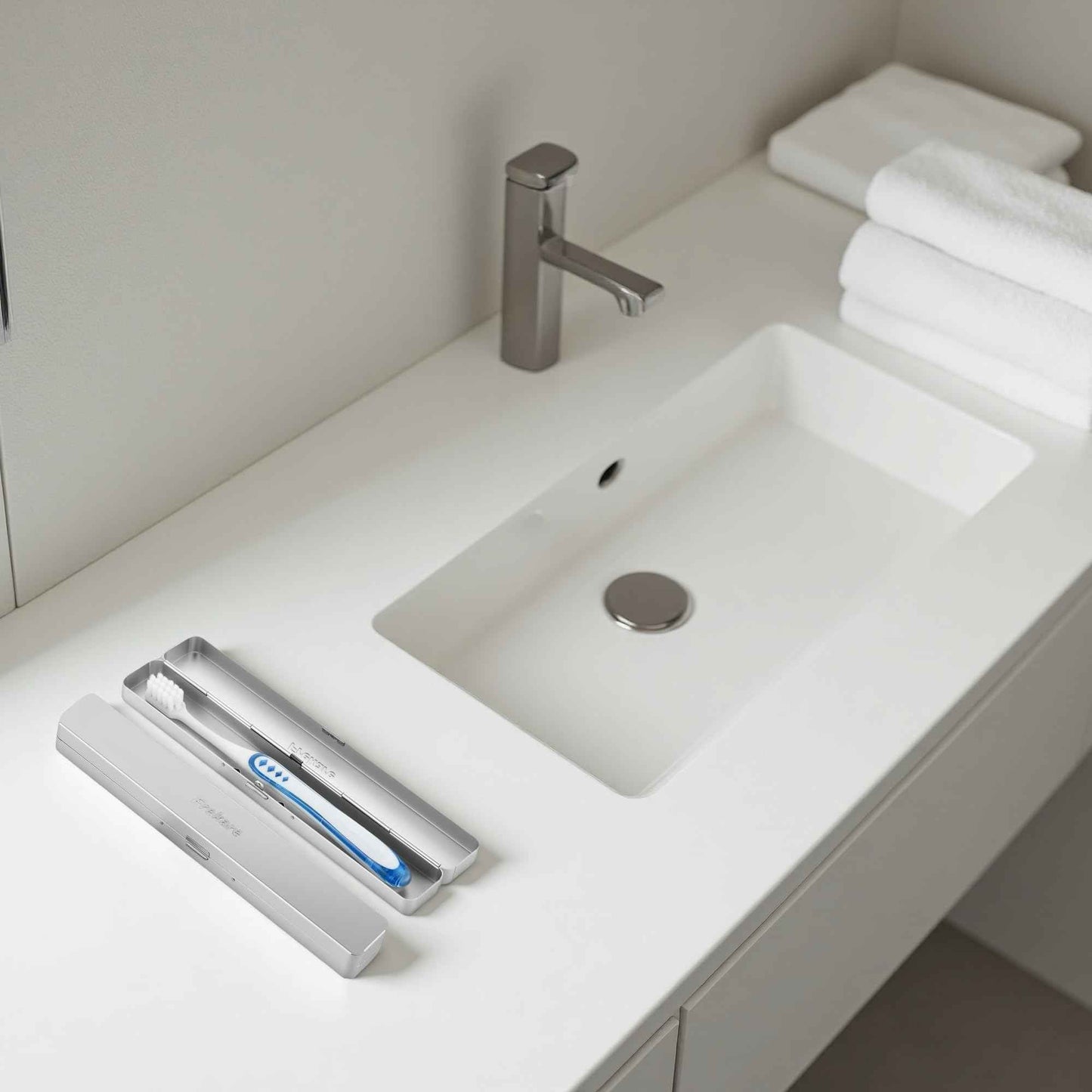 Frekare Toothbrush Travel Case Aluminum, Manual Tooth Brush Holder for Traveling, Portable Toothbrush Container for Bathroom, Camping, Business Trip, School (Silver)