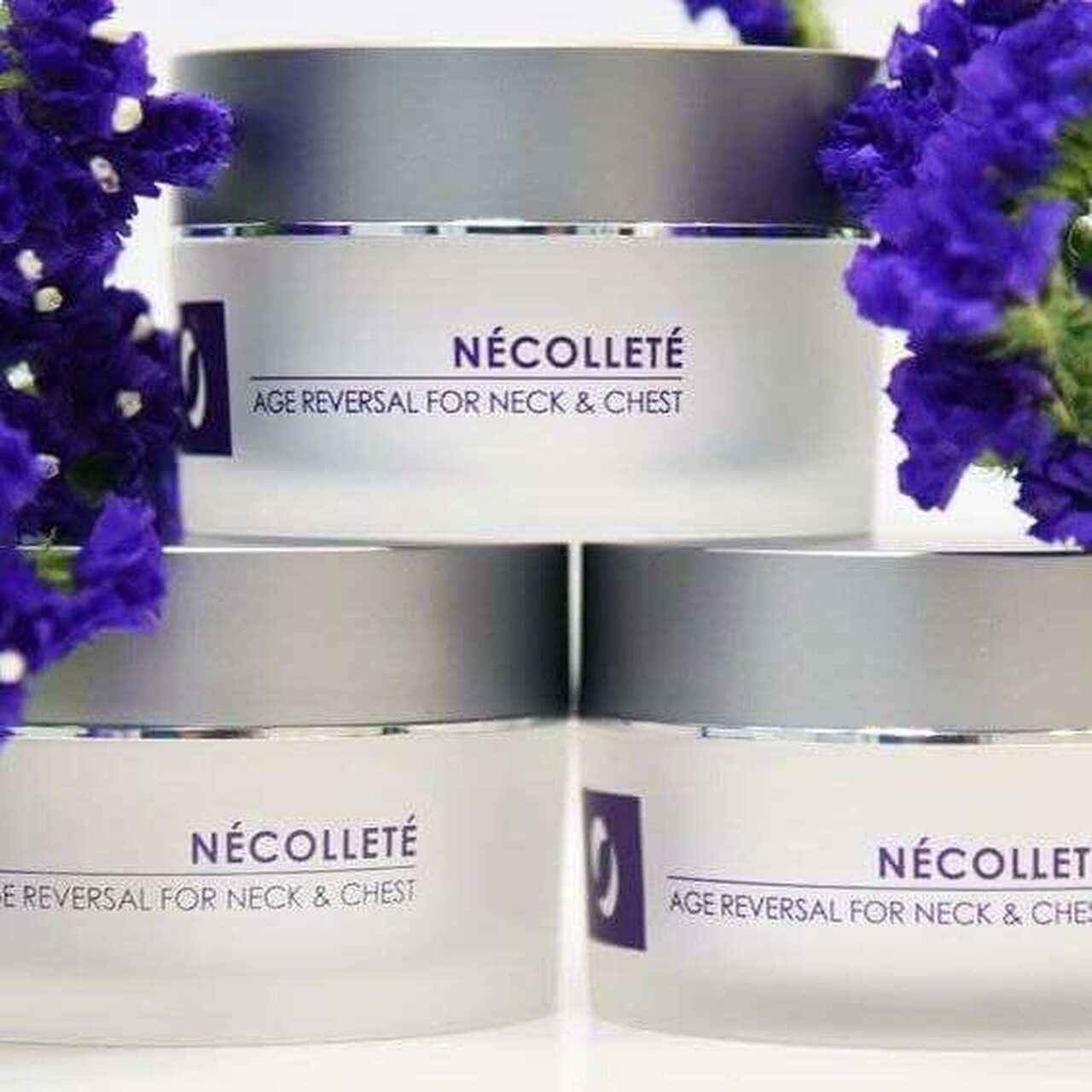 Nécolleté Age Reversal for Neck and Chest - Targets signs of Aging and Sun Damage on the Thin, Fragile Skin of Neck, Chest and Décolleté