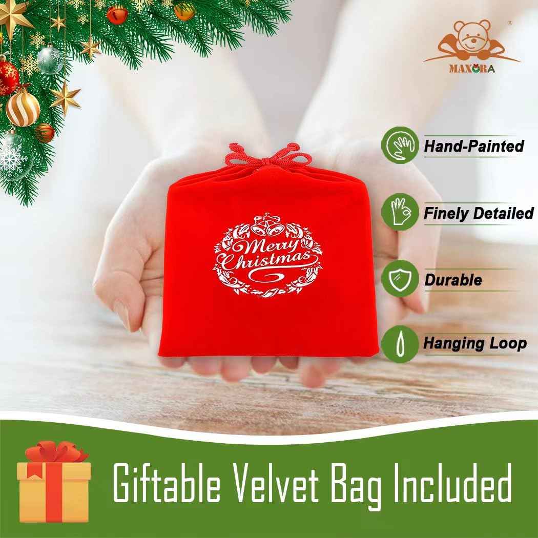 SELPONT Bear Family Chrismtas Ornament 2023 - Bear with Gift Box in Ear Earphones,Wireless Headphones,Noise-Canceling Earbuds