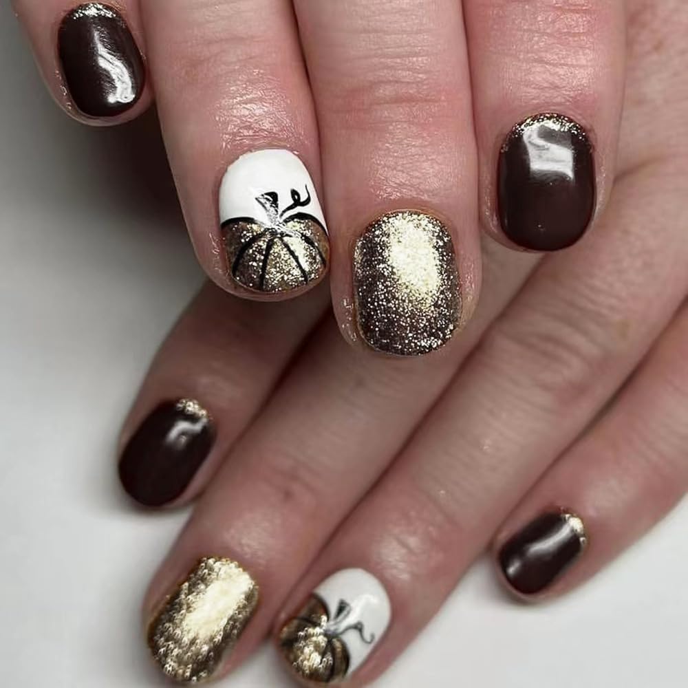 Halloween Press on Nails Short Square Fake Nails, Brown Press on Nails with Gold Glitter Pumpkin Designs Halloween Glue on Nails Full Cover False Nails Halloween Nails for Women 24Pcs