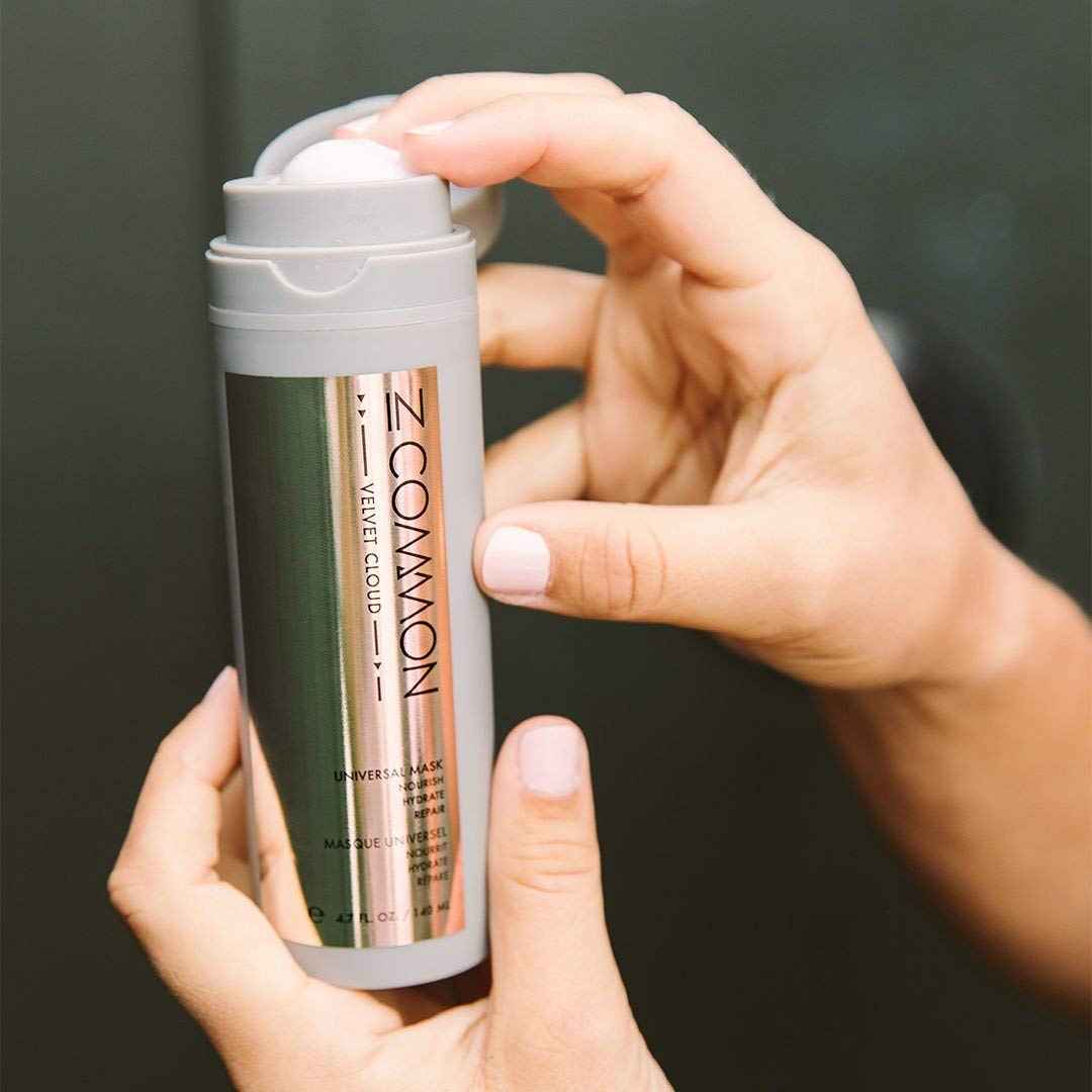 IN COMMON Velvet Cloud Universal Mask, 4.7 Fl Oz