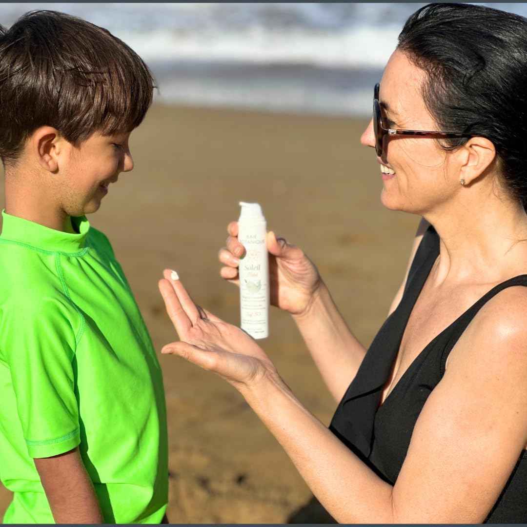 Baie Botanique Soleil Bébé - Organic Non-Toxic Mineral Baby Sunscreen SPF 50 - Sunflower & Jojoba - Unscented - Natural - Vegan - No White Cast - Reef Safe - UVA/UVB - 100g
