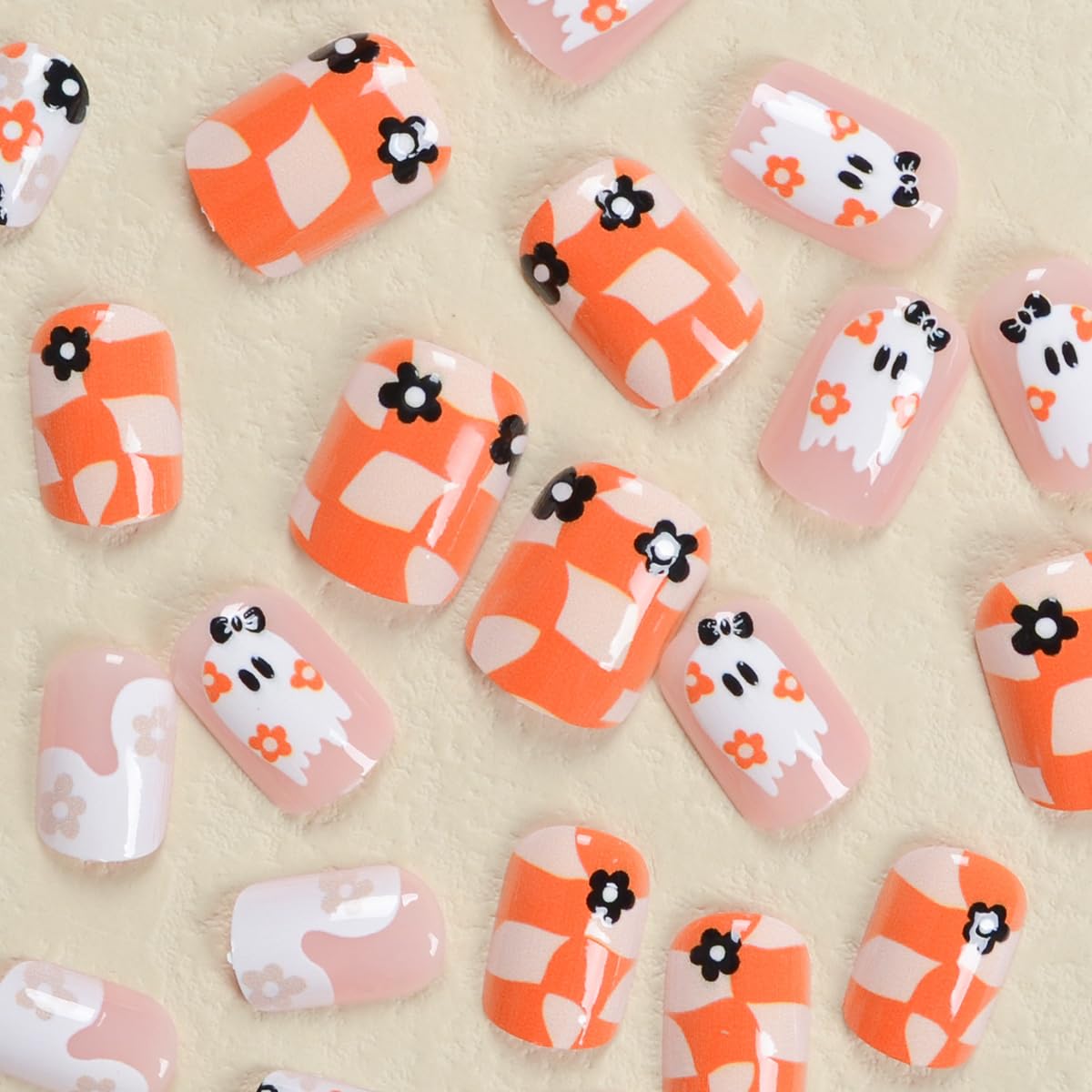 LRKNNO 24Pcs Halloween Square Press on Nails Short Acrylic Nails with Cute Ghost Flower Design Yellow and White Full Cover False Nails