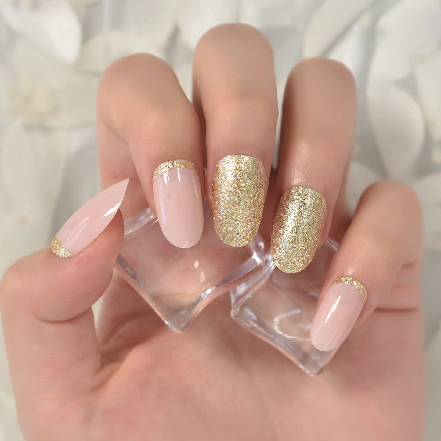 Golden Glitter Light Pink Oval Fake Nails Daily Style Glossy Short Nail Art Tips Press on Nails Shimmer Manicure Tips for daily Wear With 24Pcs Adhesive Tabs Mini Files Woody Stick for Women Girls Gift