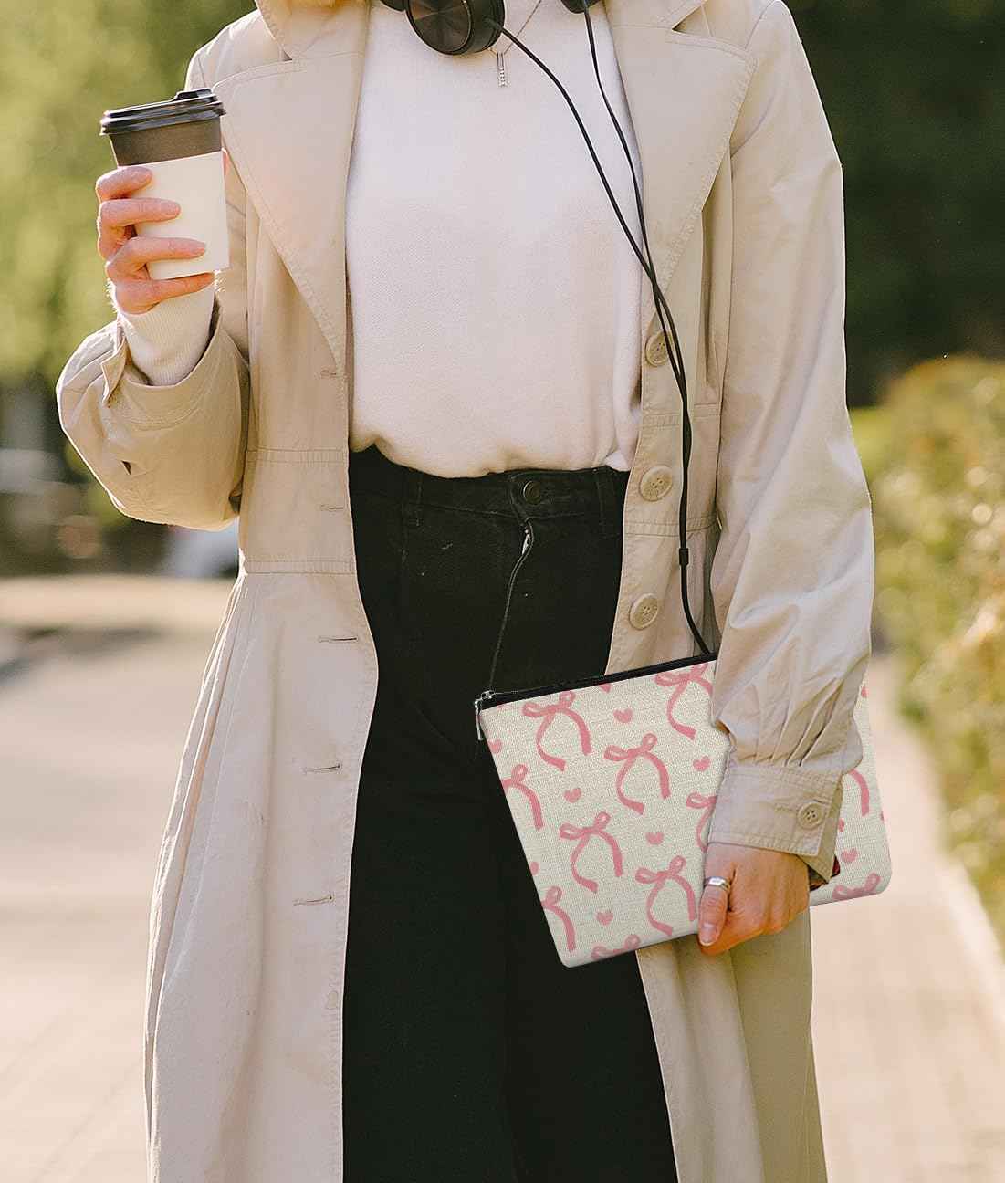 EXUQO Coquette Pink Bow Makeup Bag,Coquette Stuff Preppy Bags,Trendy Coquette Gift Cosmetic Bag,Pouch Gift for Teen Girls Women,Aesthetic Makeup Bag