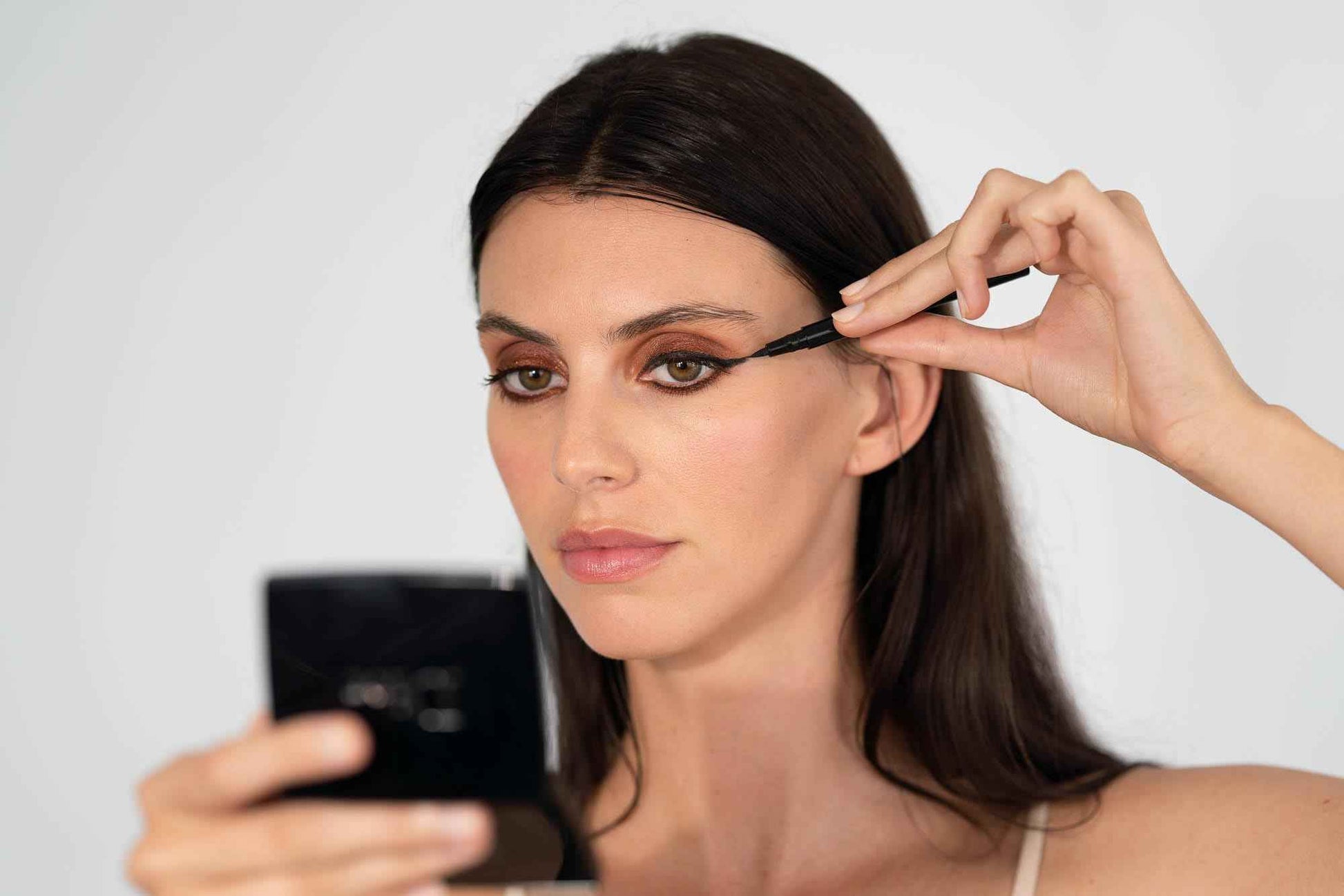 Artisan L'uxe The perfect Smokey & Cat Eye combination Rich Black