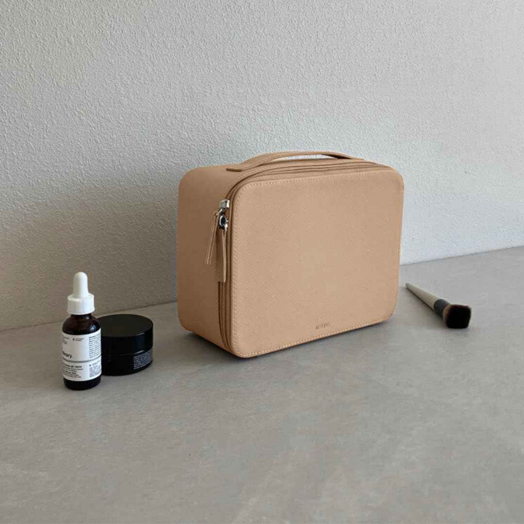 MELINE Leather Makeup Bag with Brush Holder,Travel Cosmetic Case for Women,Large Capacity Waterproof Toiletry Bag with Handle,Stylish and Durable Makeup Organizer (Khaki Brown)