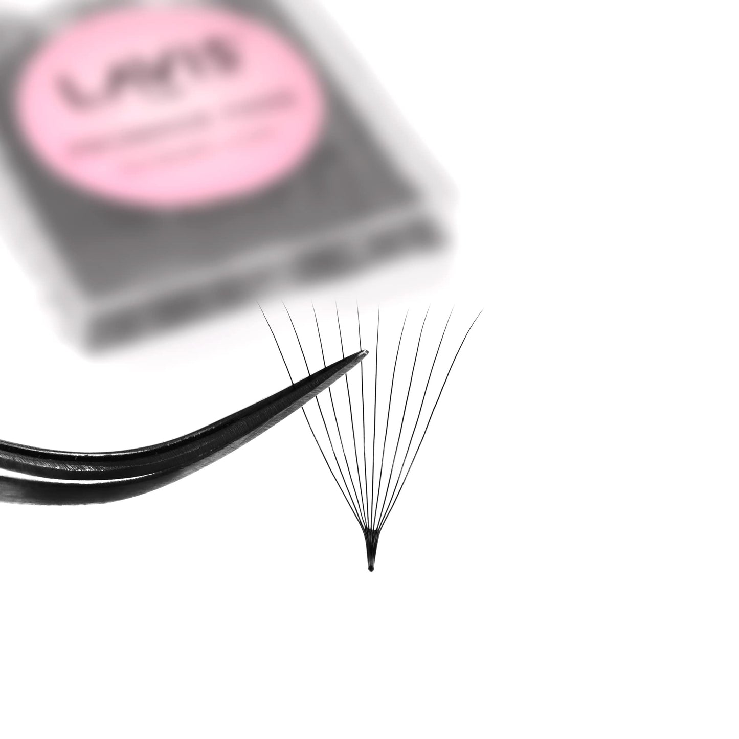 LAVISLASH 500 Promade Fans Eyelash Extension | Handmade Loose Volume Lash | Mutiple Options 3D-8D/10D/12D/14D/16D Fans | 0.03/0.05/0.07mm Thickness | C/CC/D Curl | 8-16mm Length(10D-0.05-C-14mm)