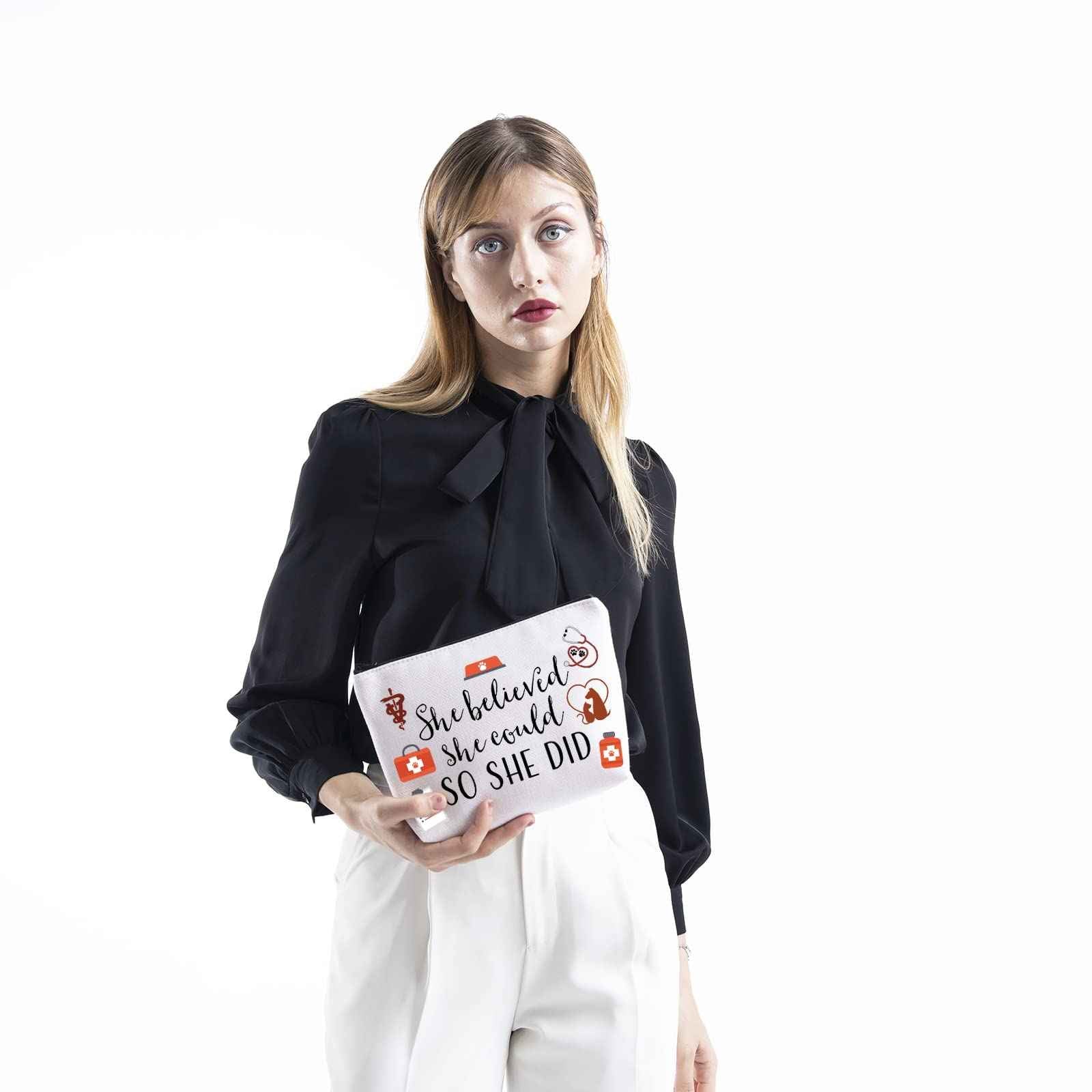 TSOTMO Vet Tech Gift Veterinary Inspirational Gift She Believed She Could So She Did Vet Tech Zipper Pouch Makeup Bag (She believed vet)