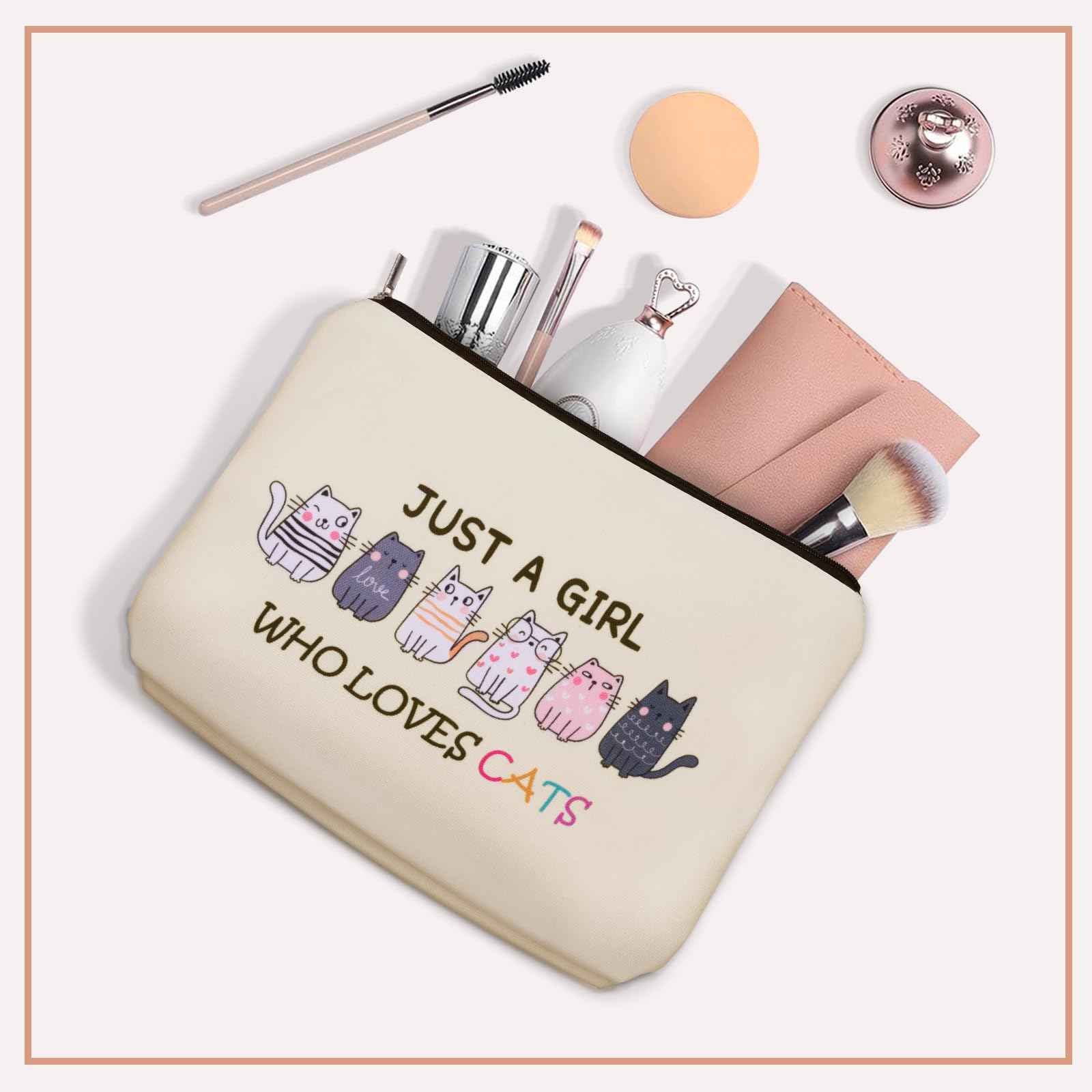 Girlly Cat Makeup Bag For Cat Lover Christmas Gift: Cute Cosmetic Bag & Toiletry Pouch Just A Girl Who Love Cats Themd For Mom, Daughters, Friends,Teen Girl & Women.Ideal Gifts For Travel, Birthdays.