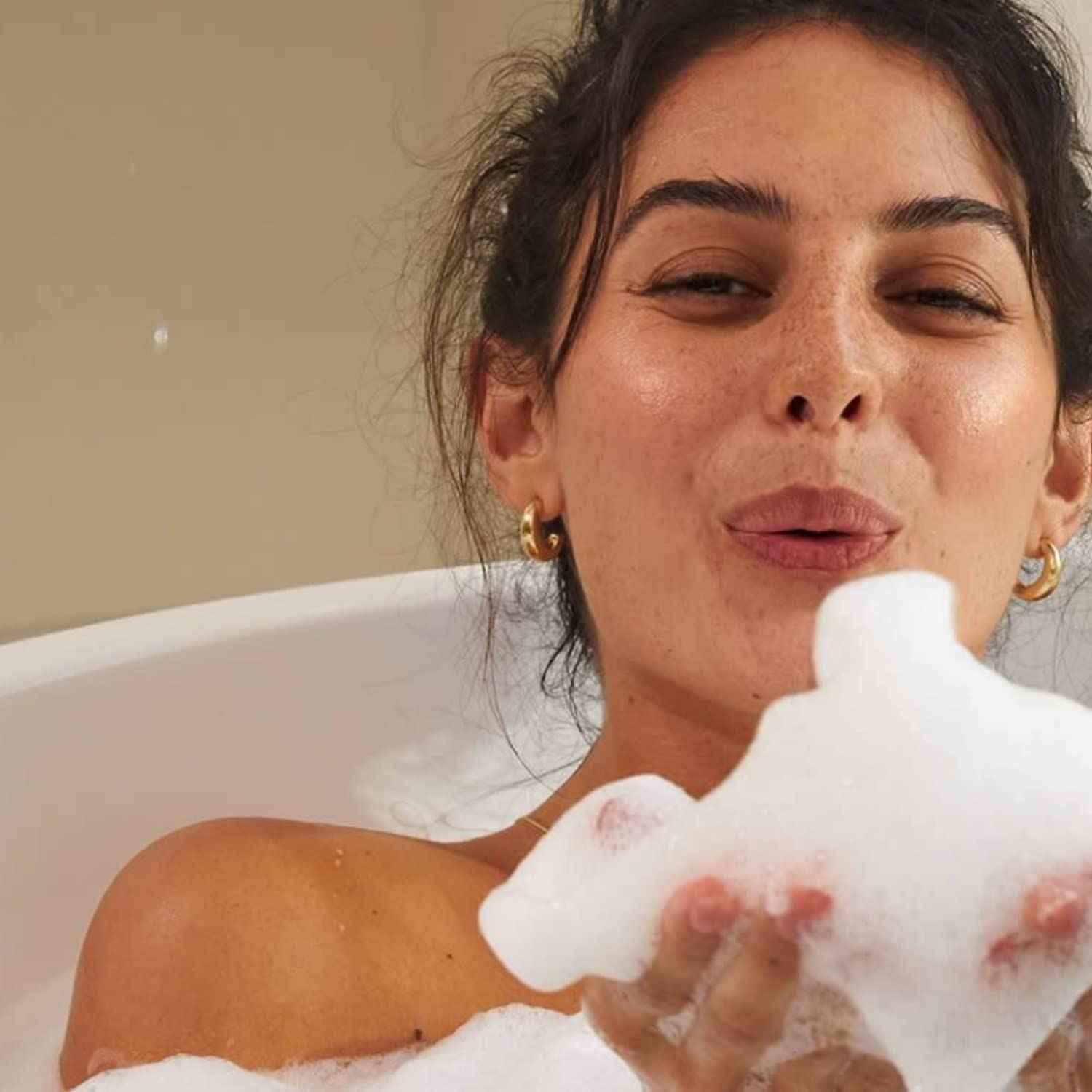 LaLicious Sugar Reef Shower Oil & Bubble Bath - Shower Cleanser with Topical Probiotics & Grapeseed Oil, No Parabens (10oz)