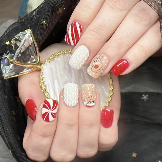 Christmas Red Press On Nails Medium Coffin Fake Nails Cute Gingerbread Man Design Xmas False Nails Acrylic Glue On Nails Reusable Stick On Nails for Women 24pcs