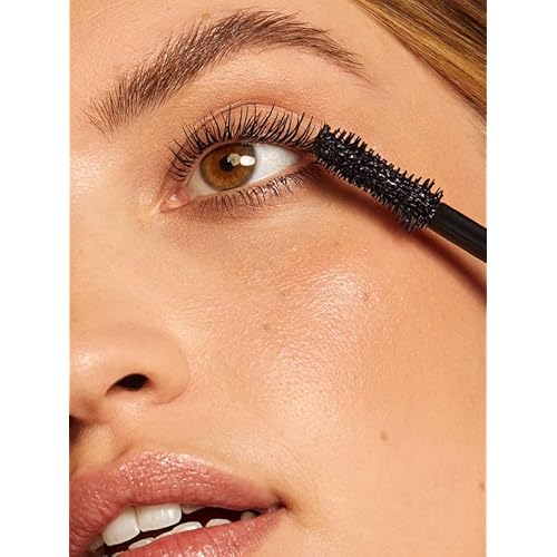 ILIA - Fullest Volumizing Mascara | Weightless, Buildable, Smudge + Flake-Free, Sensitive Eyes Safe | Full, Thick, Healthier Lashes | Non-Toxic, Vegan, Cruelty-Free (Travel Size Mini, 0.13 oz | 4 ml)