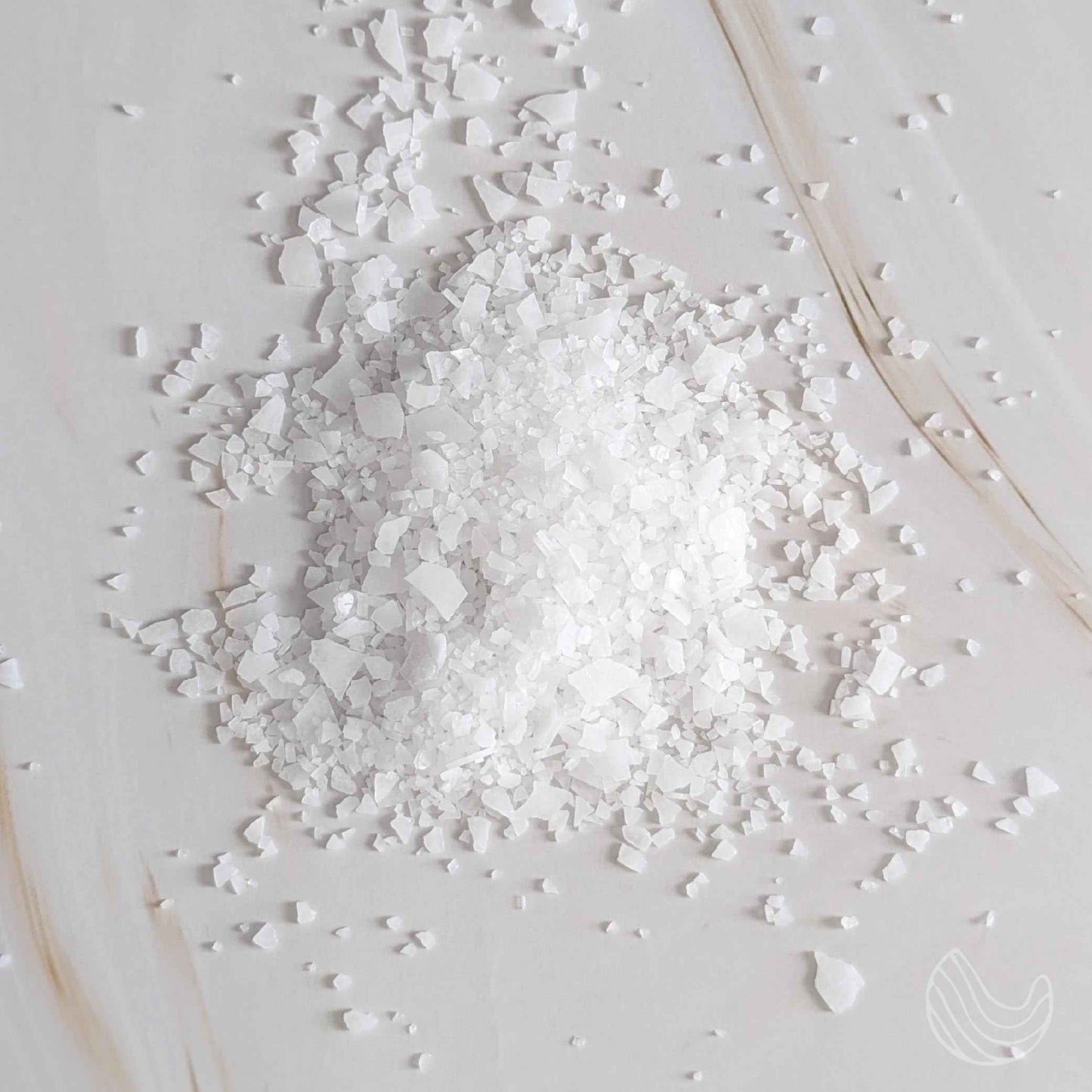 Pure Dead Sea Magnesium Flakes Clarity Soak – Relaxing & Replenishing 14oz Bath Soak – Infused with Infused with Natural Oils for Muscle Recovery (Rose)