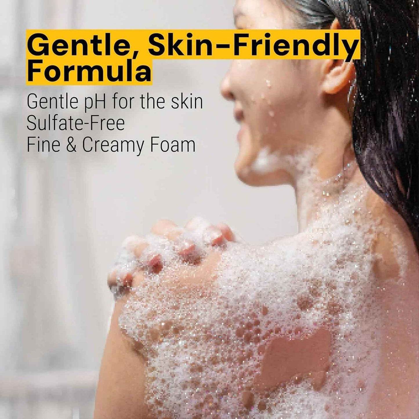 Panier des Sens - Travel Pouch Orange Blossom Gift Set - Shower Gel 3.3 fl oz + Body Lotion 3.3 fl oz + Hand Cream 1 fl oz - 97% Natural Ingredients - Made in France, Vegan Friendly Body Care