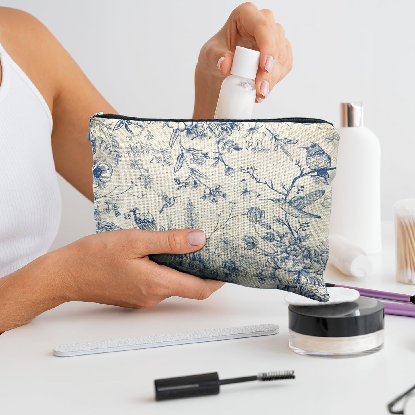 RYYCDOI Chinoiserie Floral Makeup Bag, Blue and White Chinoiserie Decor Cosmetic Bag Toiletry Bag for Women, Floral Bird Makeup Bag, Blue and White Chinoiserie Makeup Pouch