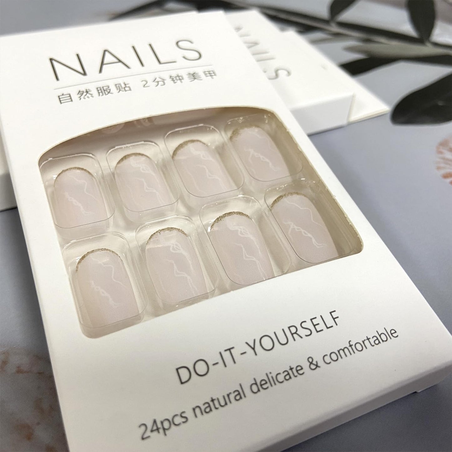 Tyuimhx False Nails, 24Pcs Press on Nails Medium Ballerina Clear Acrylic, White Marble Texture Designs, Full Glossy Glue on Nails for Women