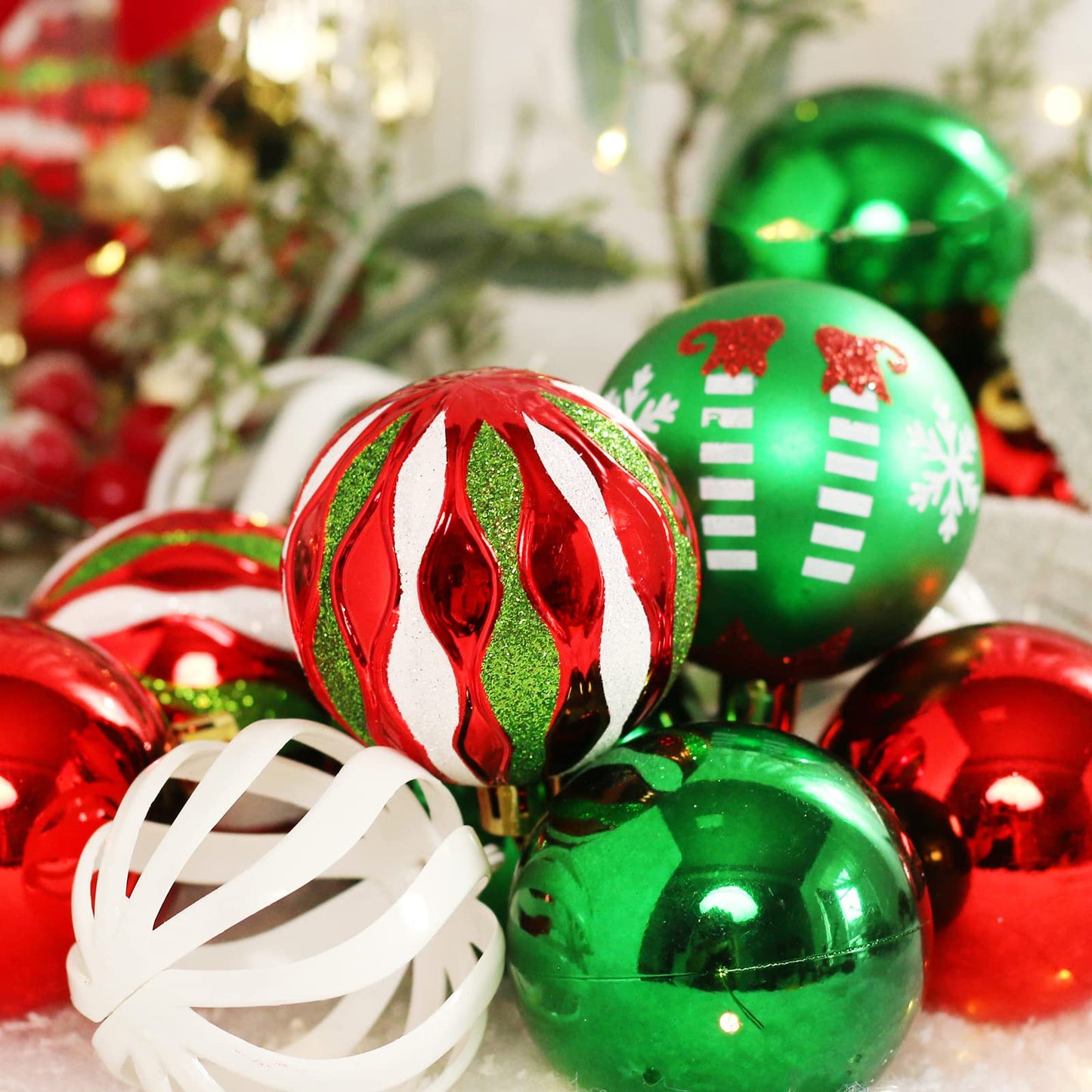 Christmas Tree Ornaments, 30ct Christmas Ball Decoration Set 2.36" Green Gold and White Christmas Ball Shatterproof Hanging Tree Ornament Set for Christmas Tree Holiday Halloween Xmas Party Decor