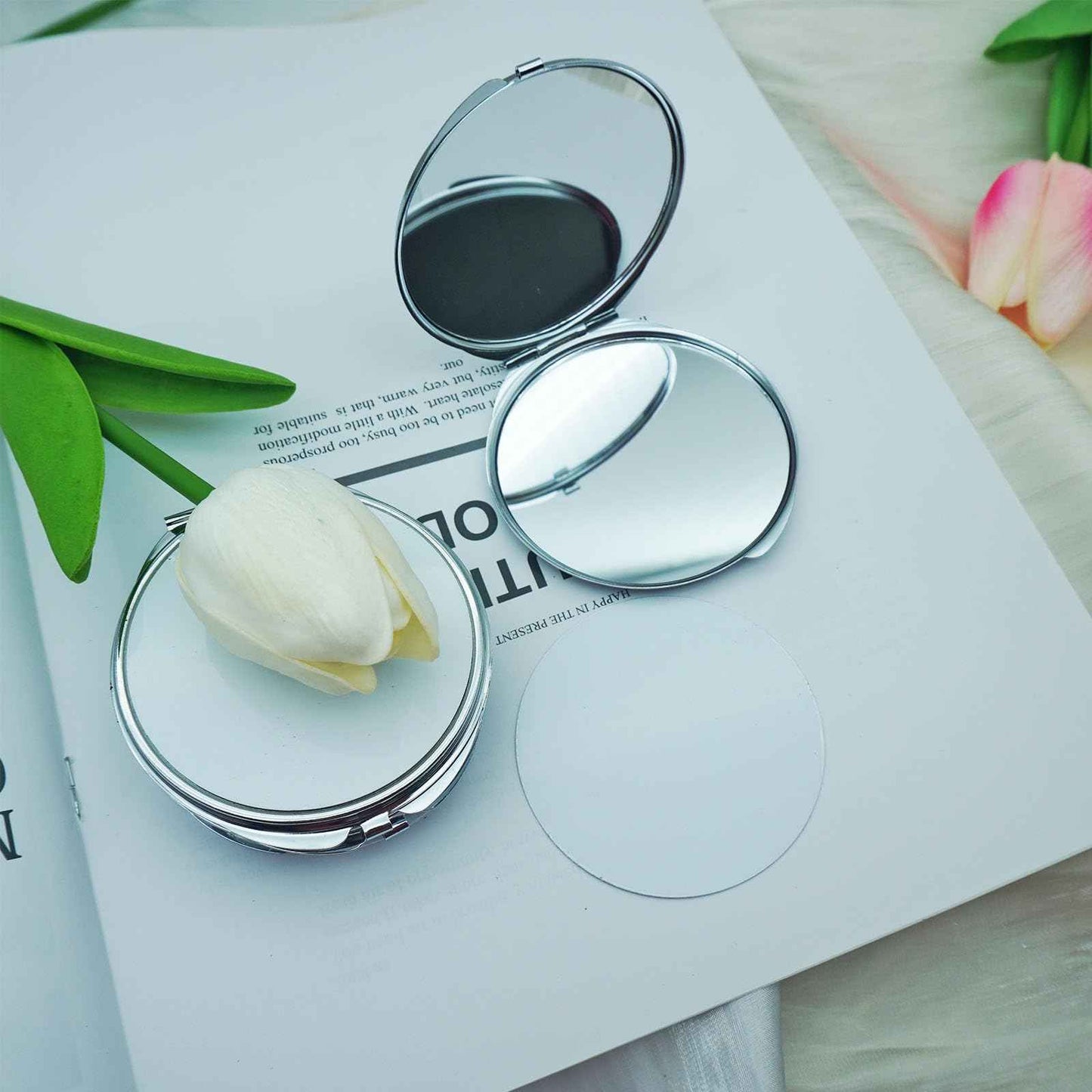 Frinnovan 18 Pack Sublimation Blanks Pocket Mirror Cosmetic Compact Travel Folding Mirrors for Makeup Women Wending Party Cute Round Shaped