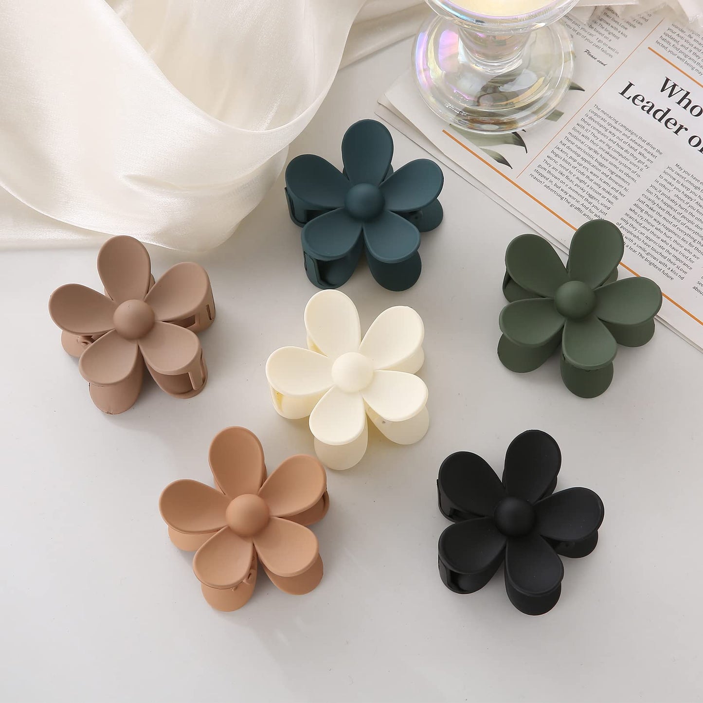 Matte Flower Hair Claw Clips, Large Non-Slip Clips for Thick and Thin Hair with Strong Hold, 6PCS Cute Daisy Clips for Women