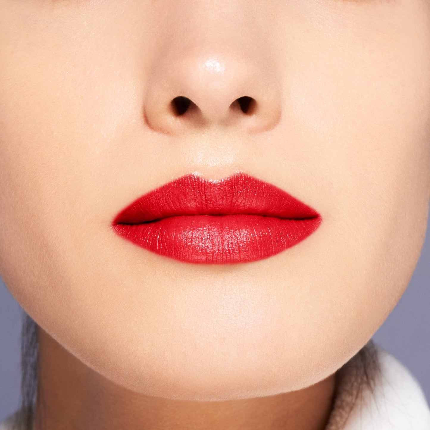 Shiseido VisionAiry Gel Lipstick, Code Red 221 - Long-Lasting, Full Coverage Formula - Triple Gel Technology for High-Impact, Weightless Color